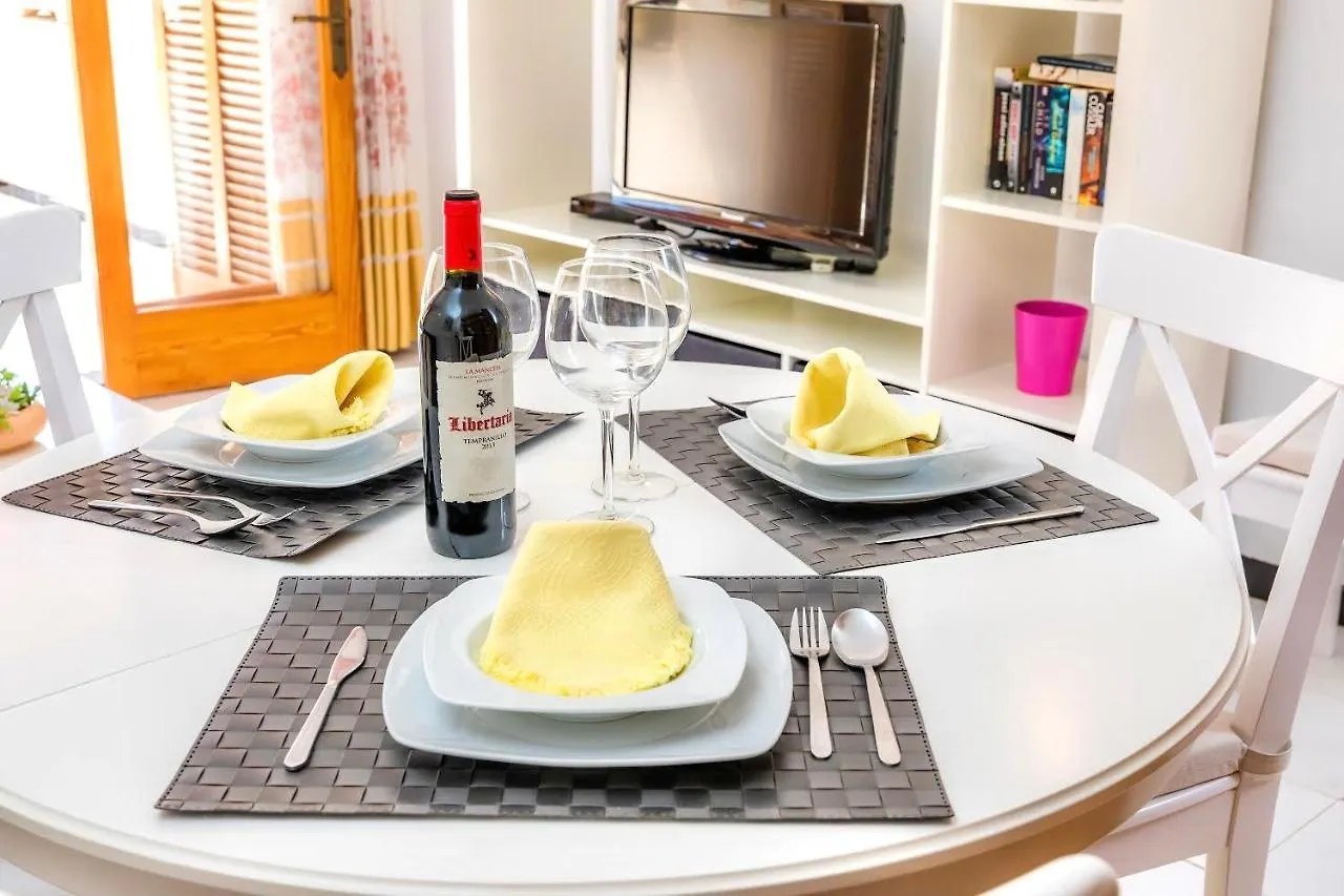 Apartmán Casa Caty Con Piscina,A 5 Minutos De La Playa Alcúdia